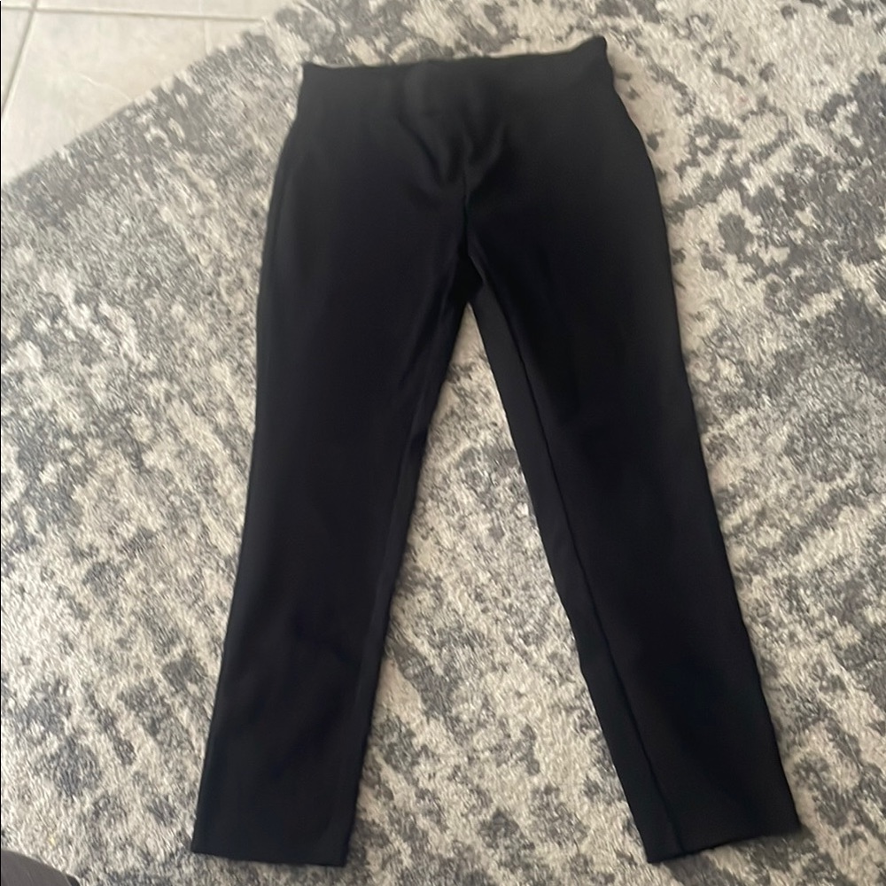 Slim fit trouser pants.